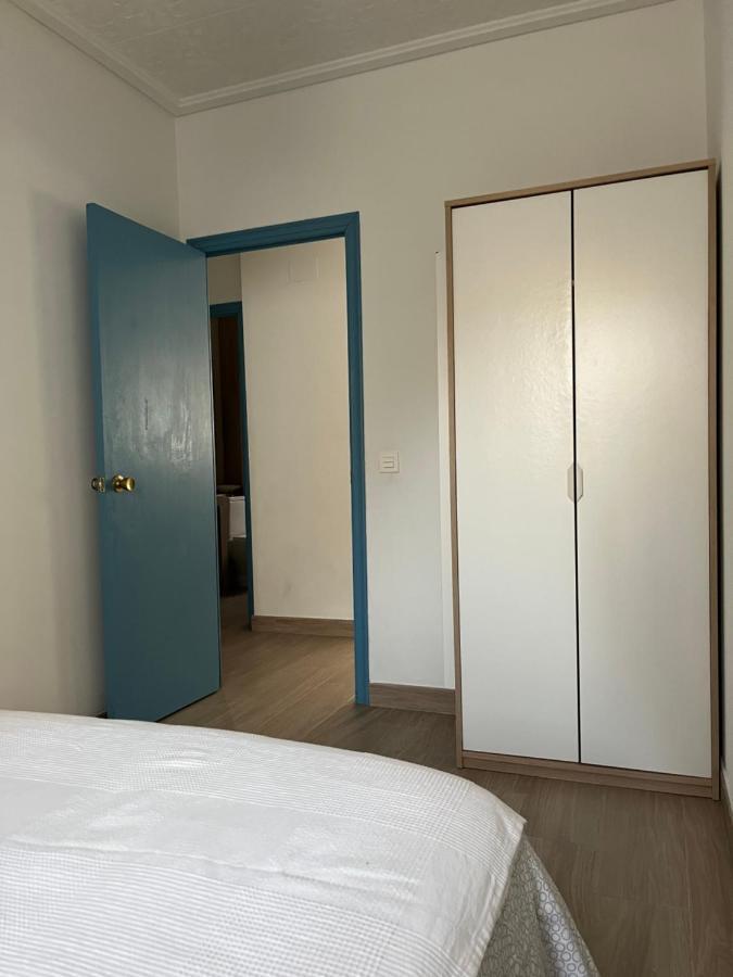 Modernized 3-Bedroom Flat 500M To The Beach Valencia Eksteriør billede